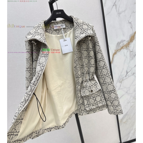  * Ŭ ĵ  31DR2510286-1