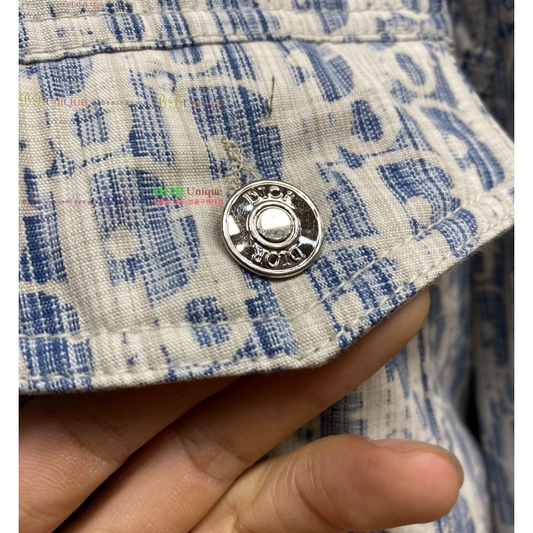  *  ٿ е  61D2511122-1