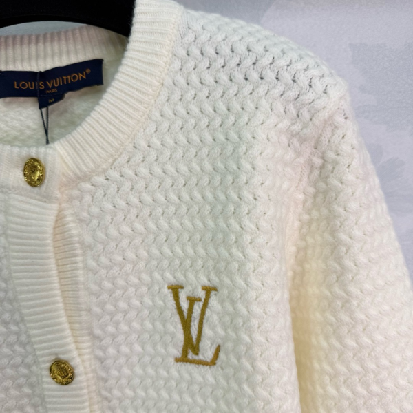 ���� ���̺��� ����� LV245042-2