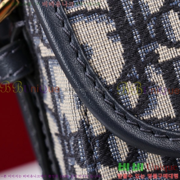 #��� �ٺ�� BOBBY �̵�� M9337-102