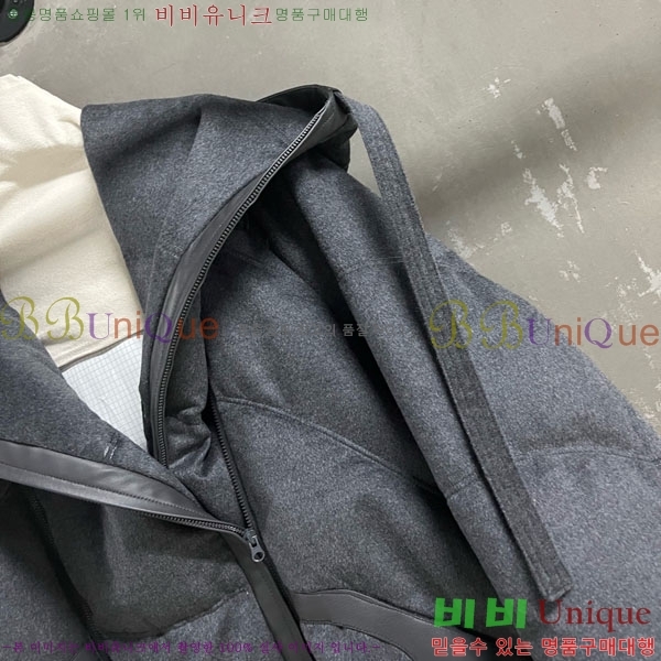 ���� ���ڷ� ��ġ�ڸ� �ٿ� �е� BC3232404-8