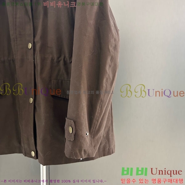 ���� ��**�� �ٿ� �е� MAX324301-5