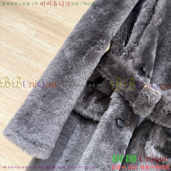 ���� ��**�� ��Ʈ MAX3245023-4