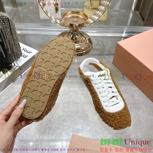 ���� �̿�̿� ����Ŀ�� 27MU902300-