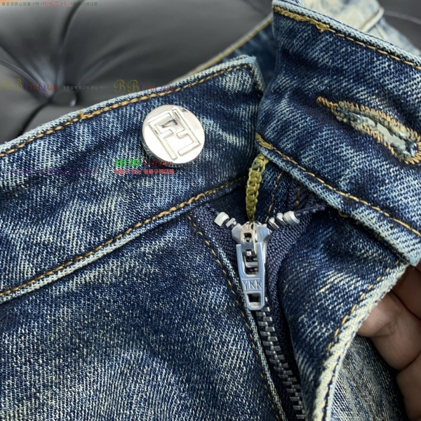 ���� �ο�* û���� 14LW251233-1