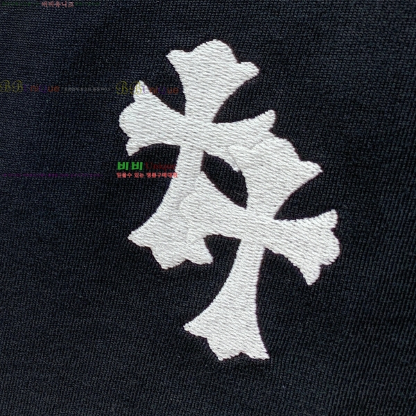 ���� ũ������ ���� Ƽ���� CH724528-1