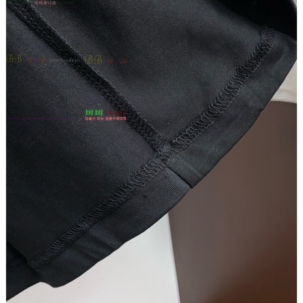 ���� ũ������ ���� Ƽ���� CH472368-1