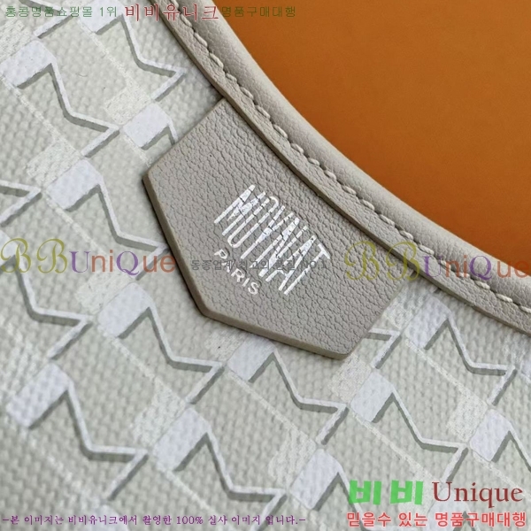 #���̳� ȣ���� M8219-1