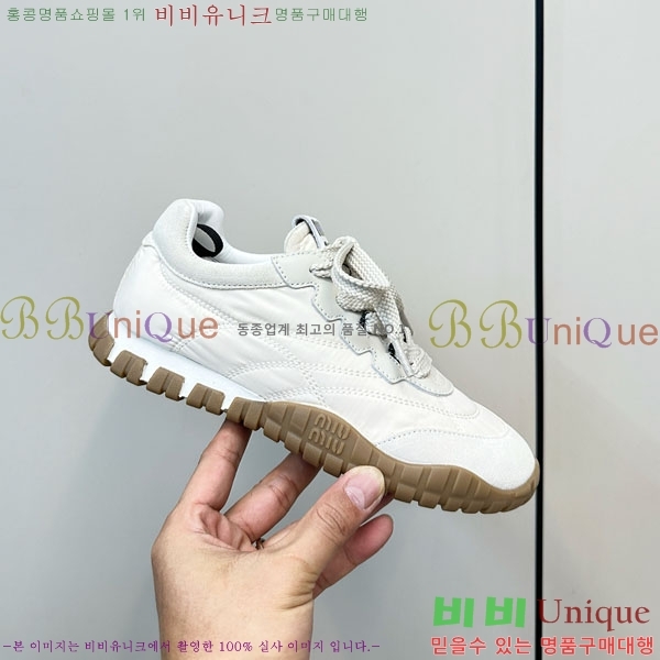 ���� �̿�̿� ĳ�־� ����Ŀ�� 2MU25770-2