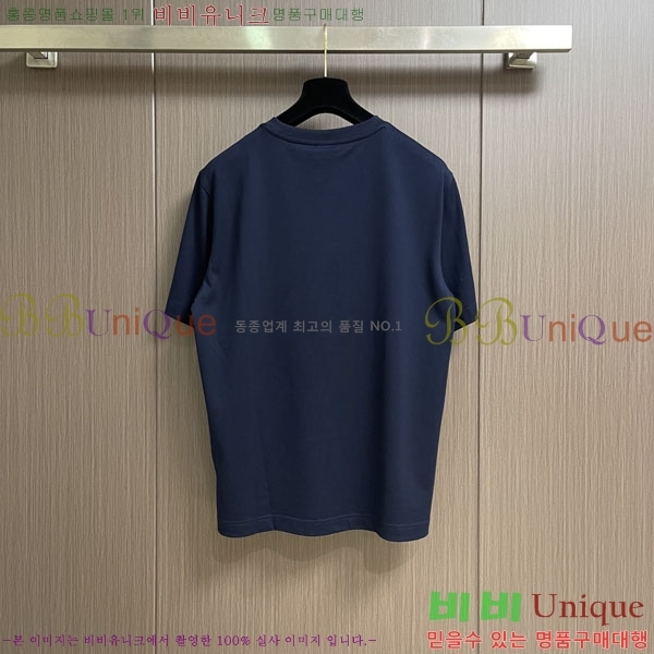 ���� ��**�� ���� Ƽ���� MO2461881-2