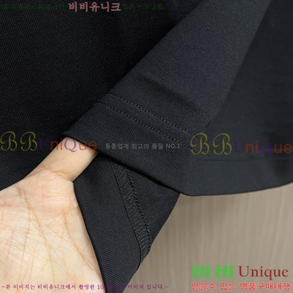 ���� ��**�� ���� Ƽ���� MO958529-2