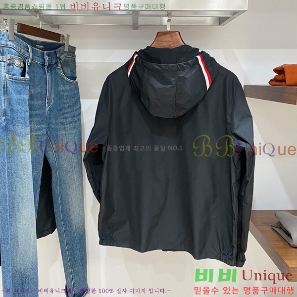 ���� ��**�� ���� MO780974