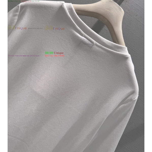 ���� ��*�� ��ư ����Ƽ���� 24DR26166-7