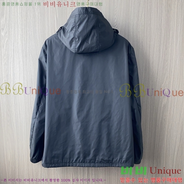 ���� ��**�� ���� MO780972-3