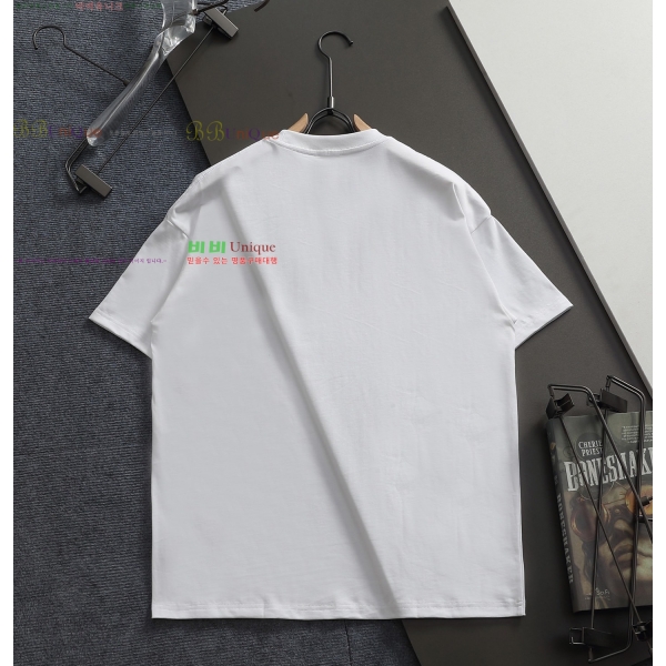 ���� �ο��� ���� Ƽ���� L2824537-4