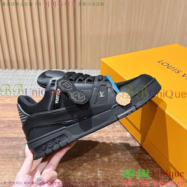 �������� LV Ʈ���̳� ����Ŀ�� LV511801