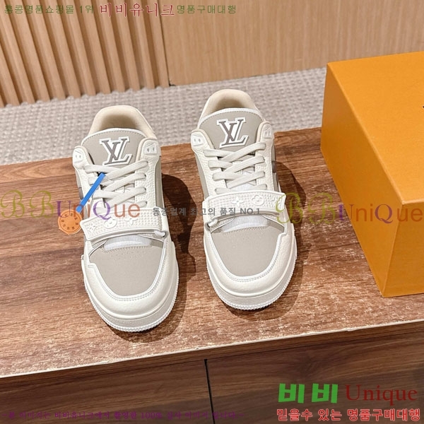 �������� LV Ʈ���̳� ����Ŀ�� LV511802-14