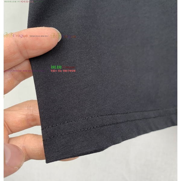 ���� ��**�� ���� Ƽ���� MO915682-1