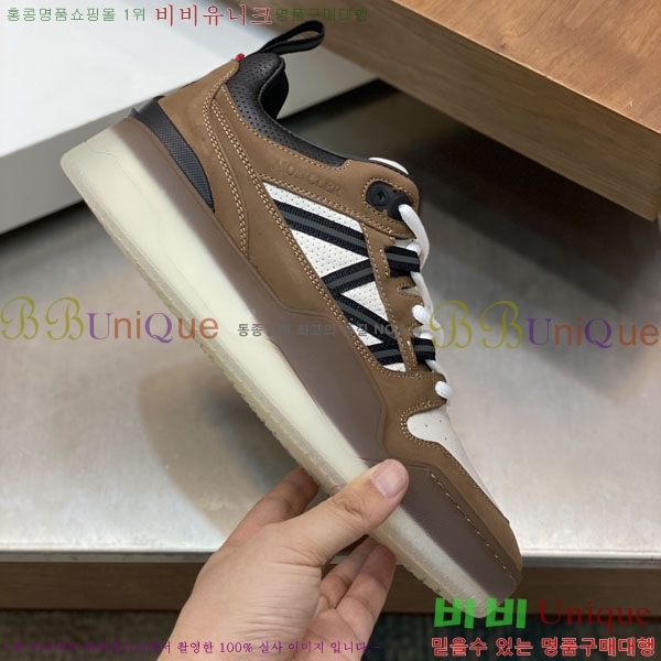 ���� ��**�� ����Ŀ�� 6MO2282