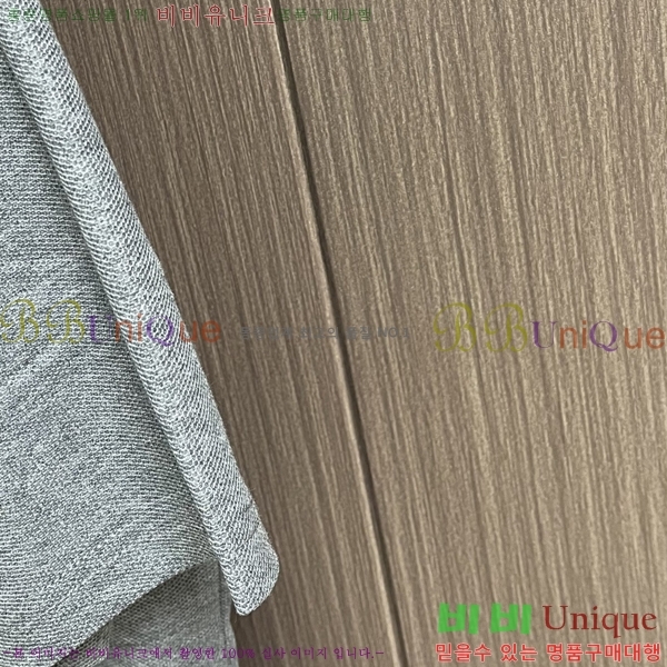 ���� ����� ���� Ƽ���� TB9771267-1