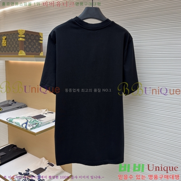 ���� ��**�� ���� Ƽ���� MO915683-3