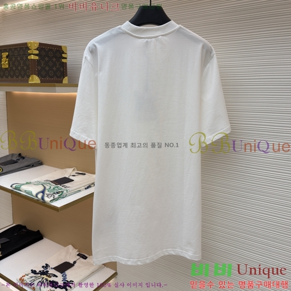 ���� ��**�� ���� Ƽ���� MO915683-1