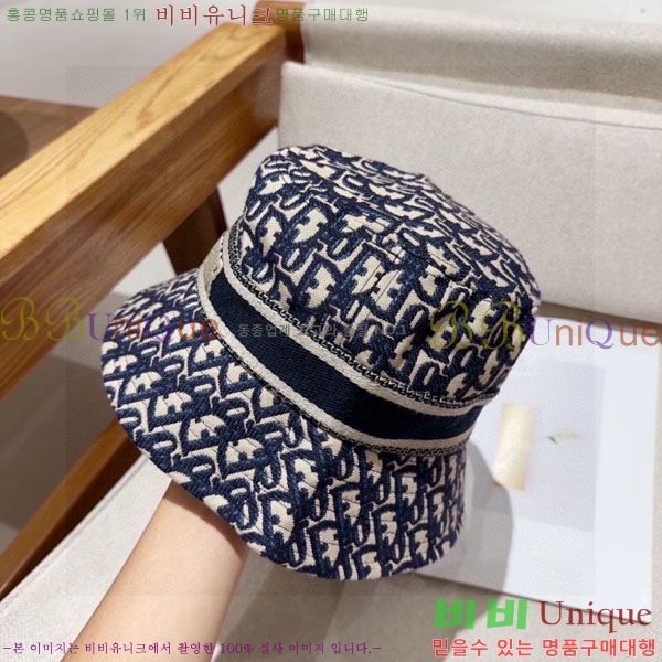 ��* ���� DR28429-4