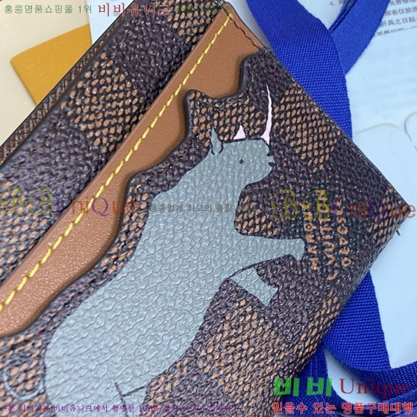 #���̺��� x ���� ����Ƽ�� ���� ī�� Ȧ�� ���� N40873-101