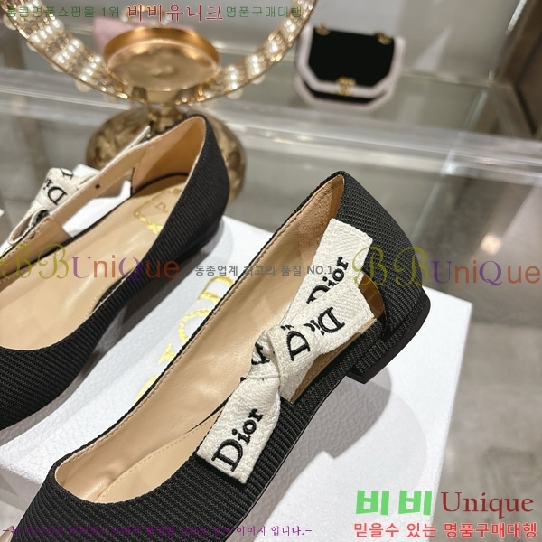 ���� ��� �÷����� 28DR571310-4