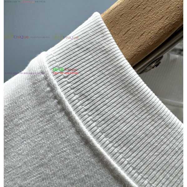 ���� ũ������ ���� Ƽ���� CH814687