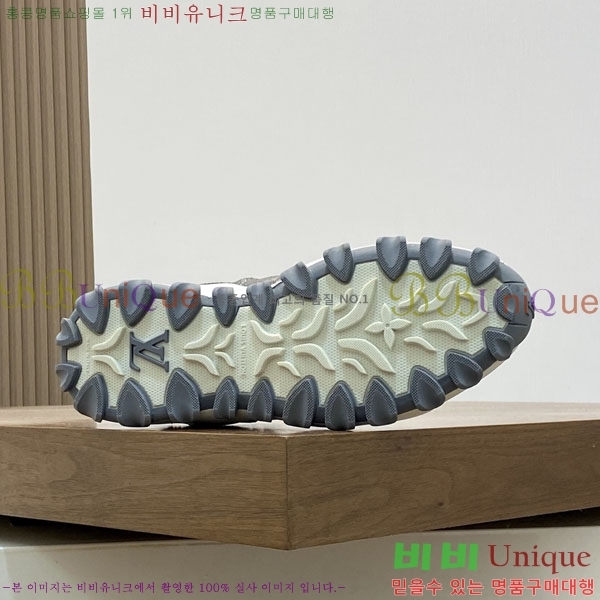 ���� ���̺��� ����Ŀ�� LV622809-4