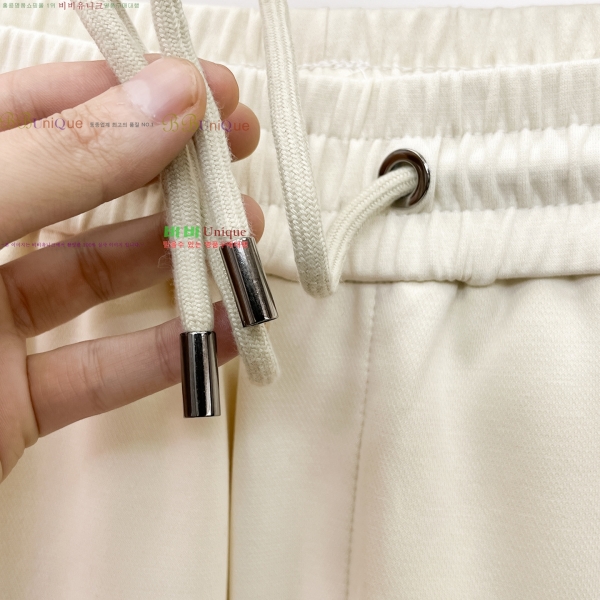 ���� �̿�*�� ��� ���� 18MU26342-1