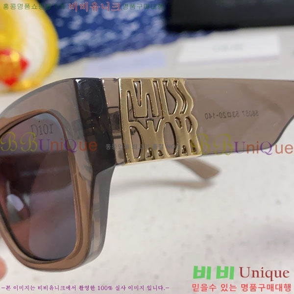 ��� ���۶� D10842836-6