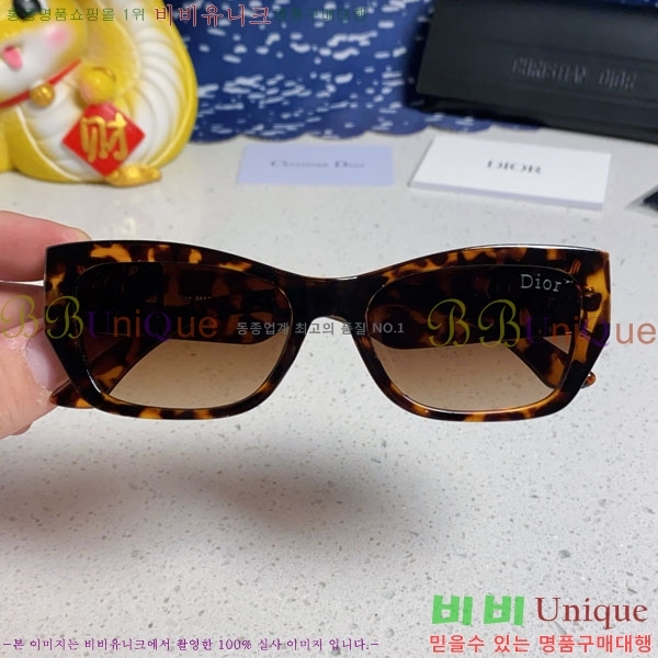 ��� ���۶� D10842836-4