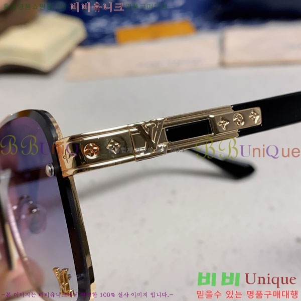 ���̺��� ���۶� LV7984678-4