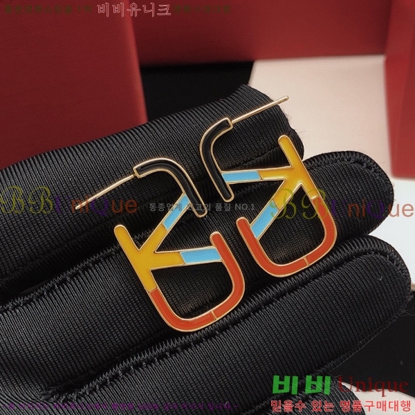 �߷�Ƽ�� �Ͱ��� VT023403-5