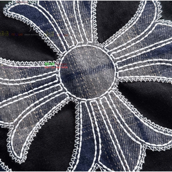 ���� ũ������ ���� Ƽ���� CH836713-2