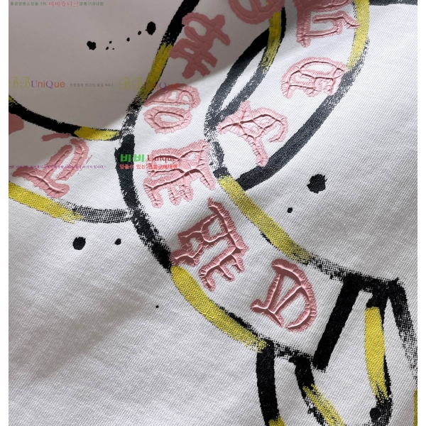 ���� ũ������ ���� Ƽ���� CH875229