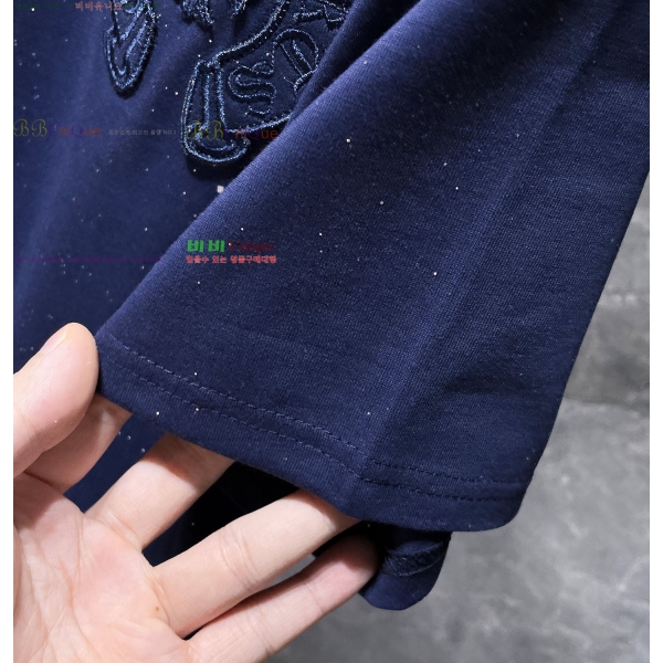 ���� ũ������ ���� Ƽ���� CH875333-8