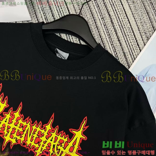 �������� �߷��þư� ���� Ƽ���� BA563302-2