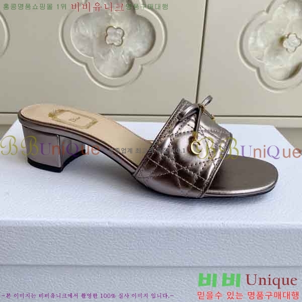 ��* ������ ���� DR777402-4