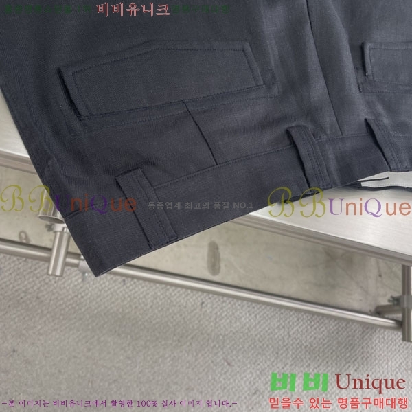 ���� ���ڷ� ��ġ�ڸ� �ݹ��� BC75668-2