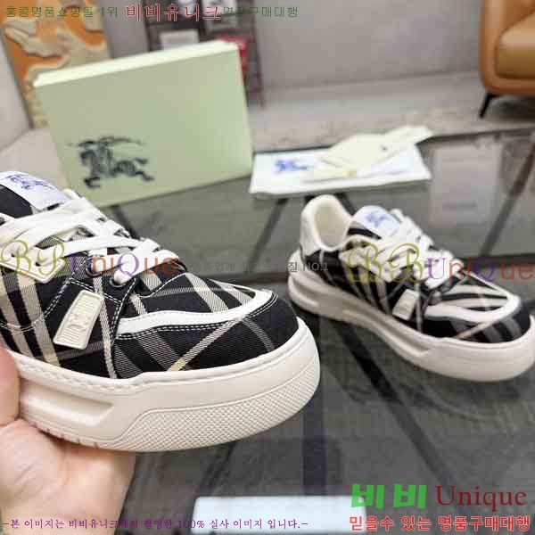 ���� ������ ����Ŀ�� B99122703