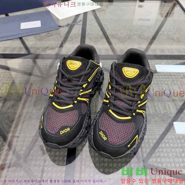 ���� ��* ����Ŀ�� B12955680