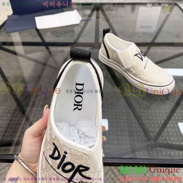 ���� ��* ������ DR990652-1