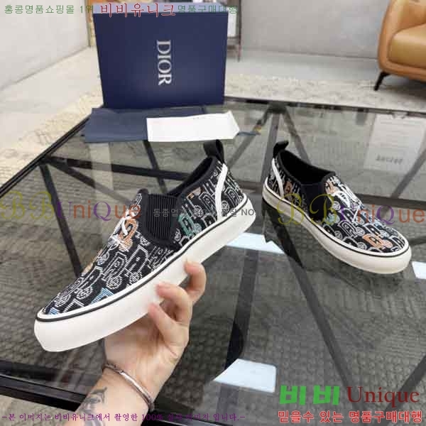 ���� ��* ������ DR990648-3