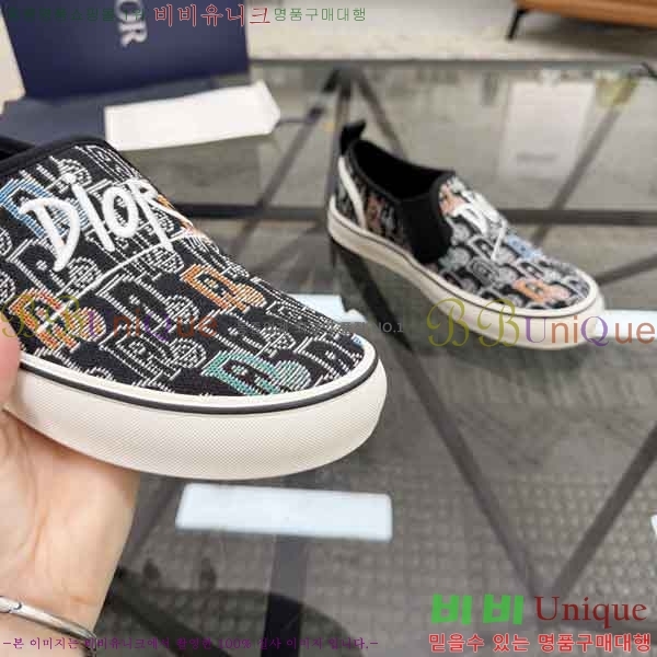 ���� ��* ������ DR990648-3