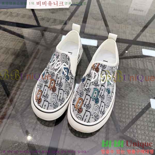 ���� ��* ������ DR990648