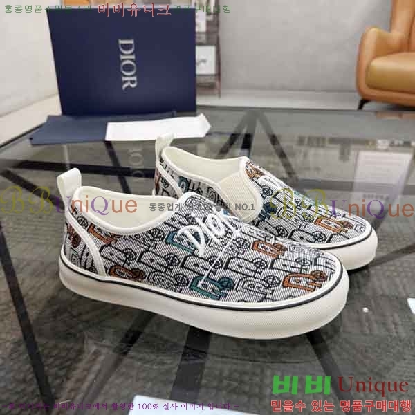 ���� ��* ������ DR990648