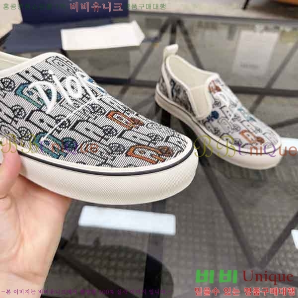 ���� ��* ������ DR990648